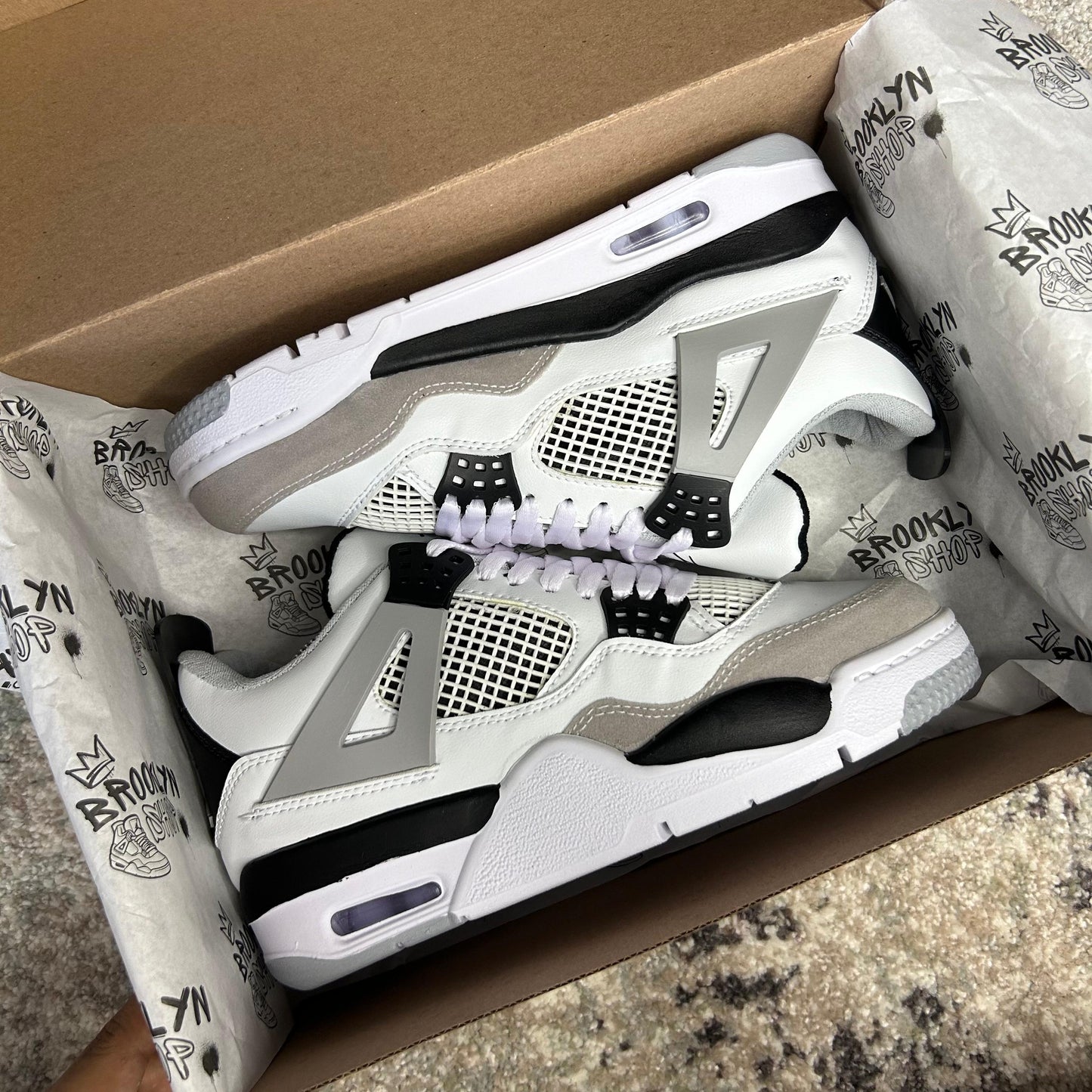 AIR RETRO 4 - ADULTOS
