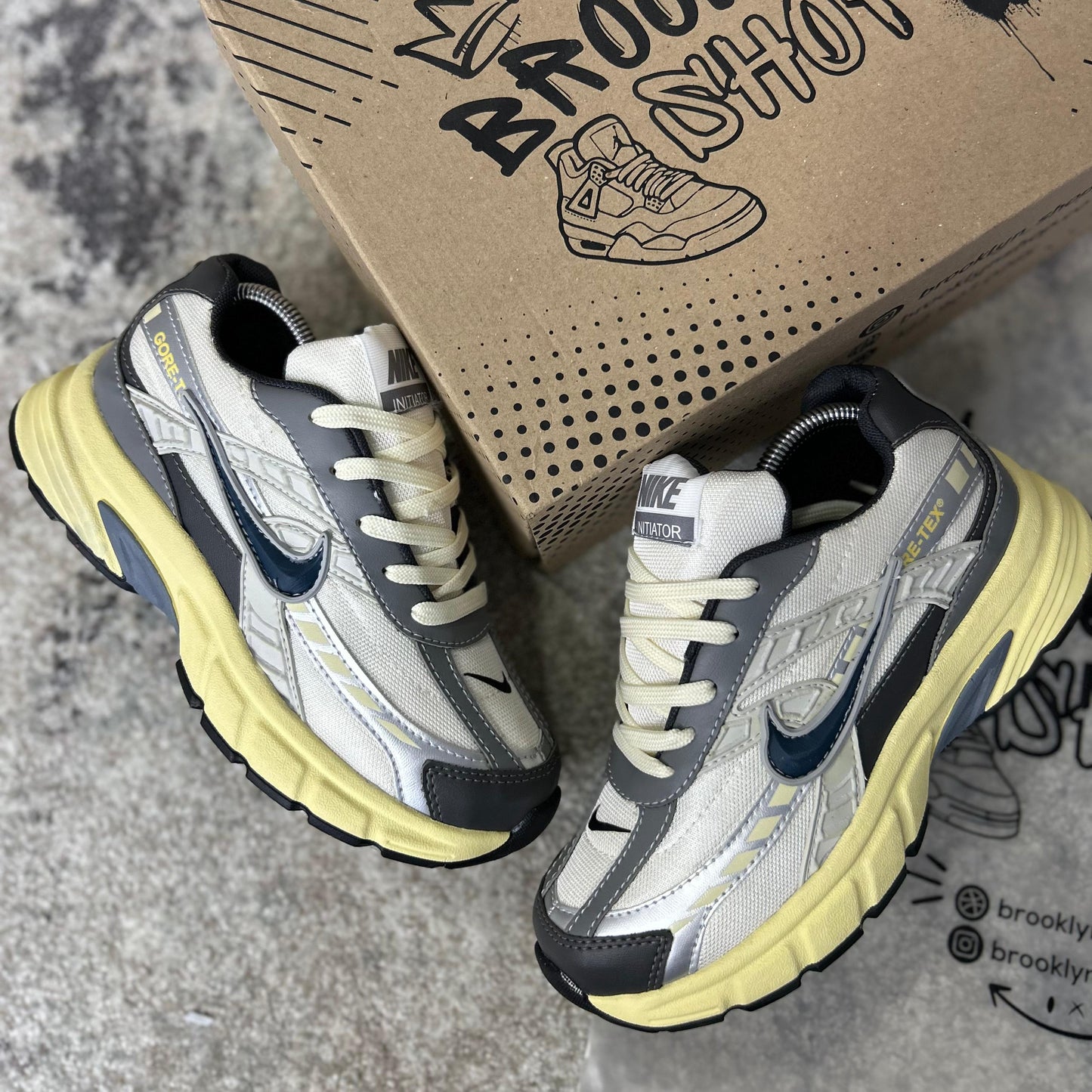 NIKE INTIANATOR - ADULTOS