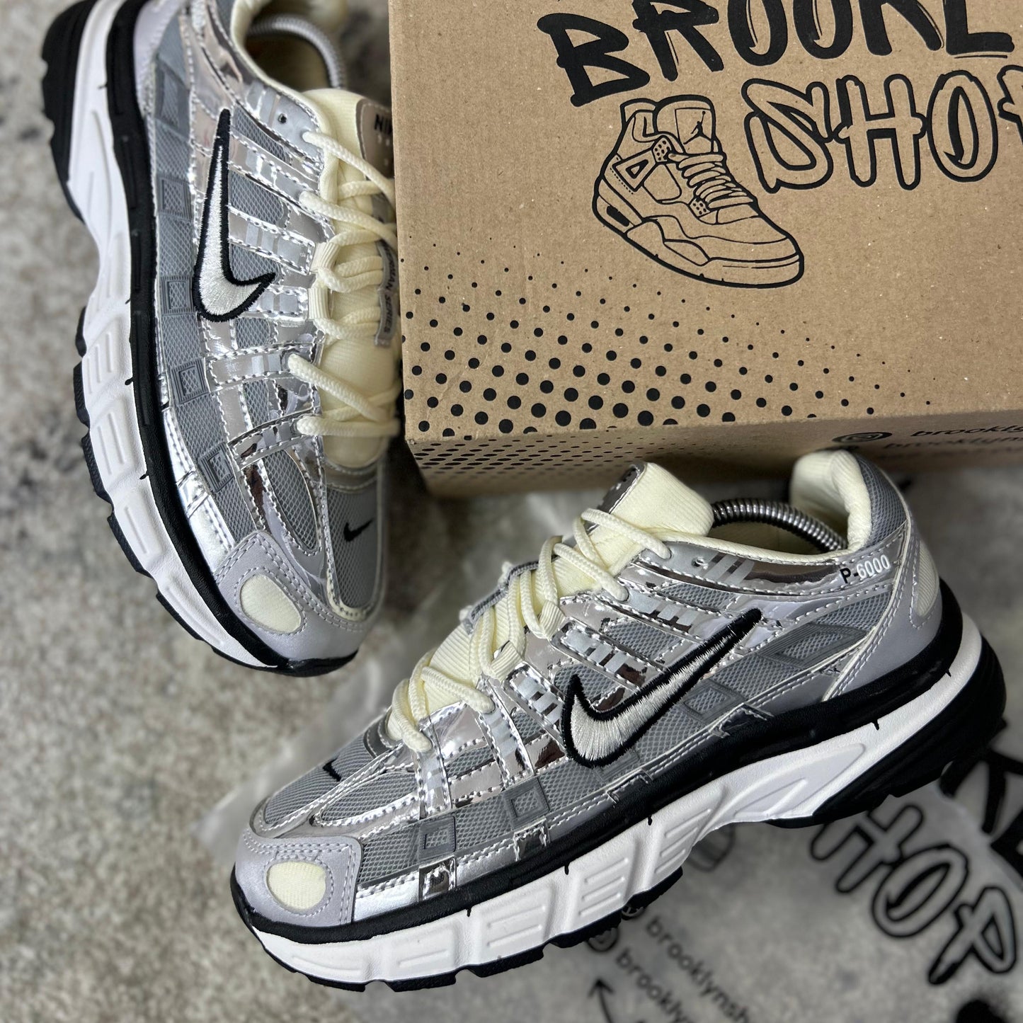 NIKE P-6000 - ADULTOS