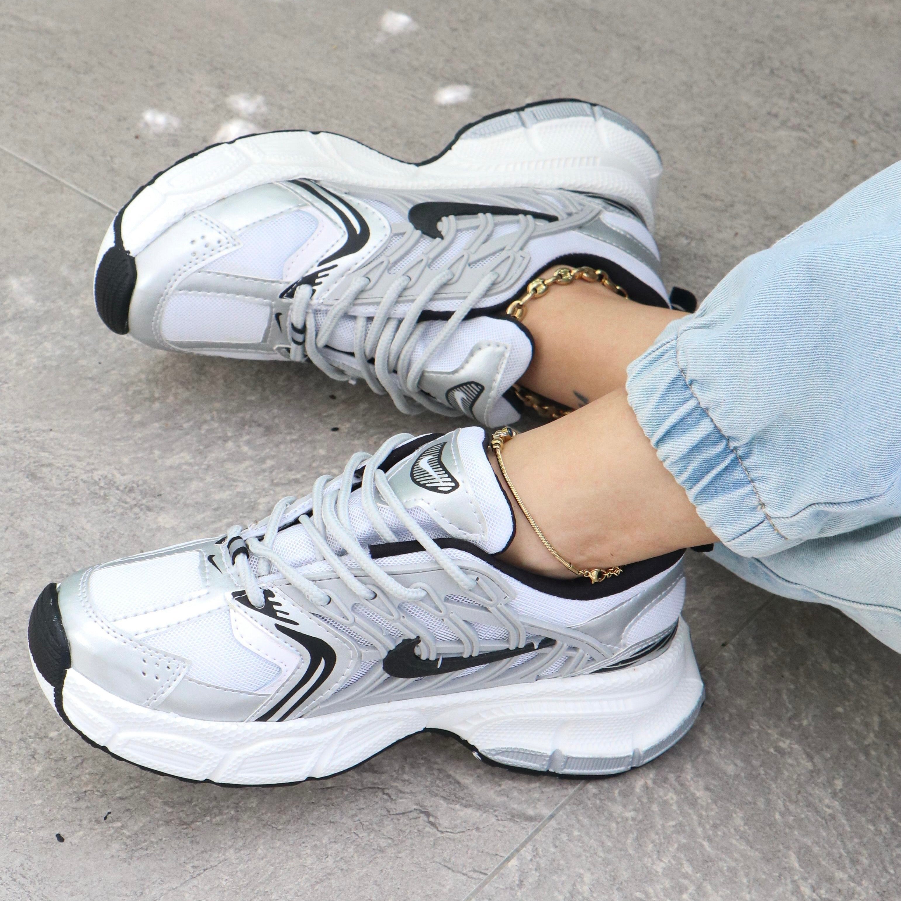 NIKE SKATE - ADULTOS