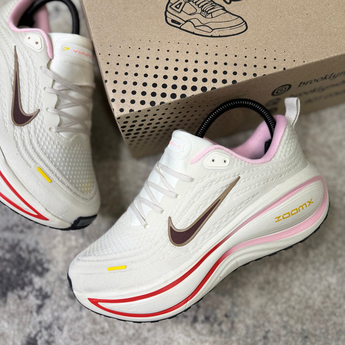 NIKE VOMERO PLUS - BEIGE (AAA)