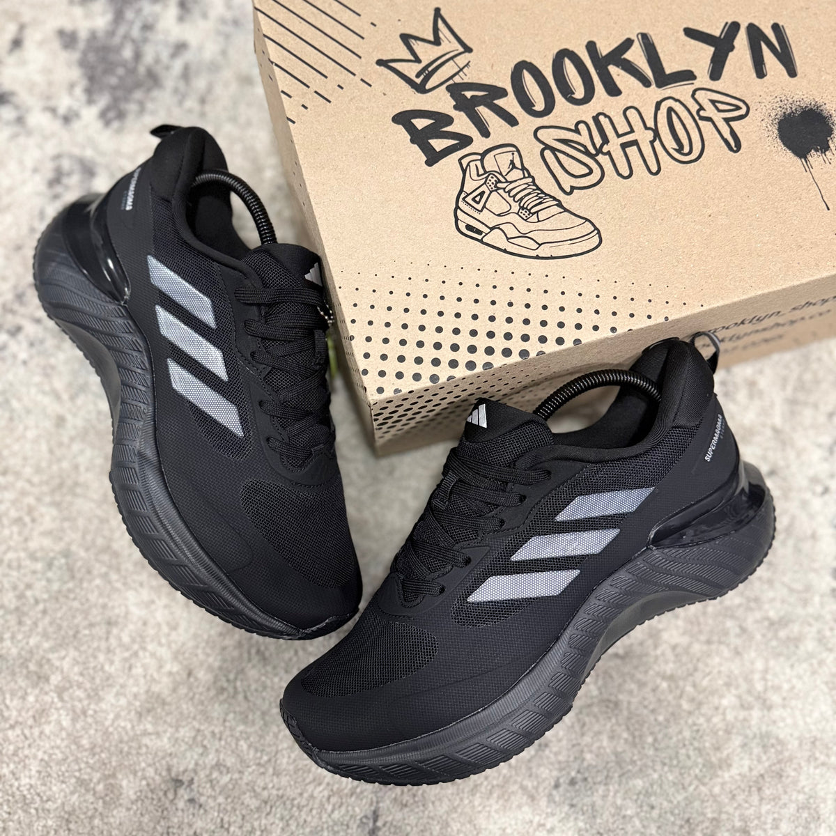ADIDAS SUPERMAGNA (AAA)