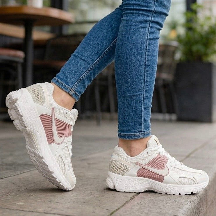 NIKE VOMERO 5 - ADULTOS