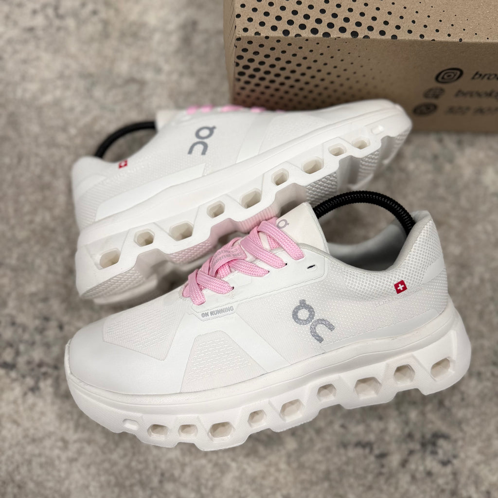 ON CLOUDRUNNER 2 - EVA