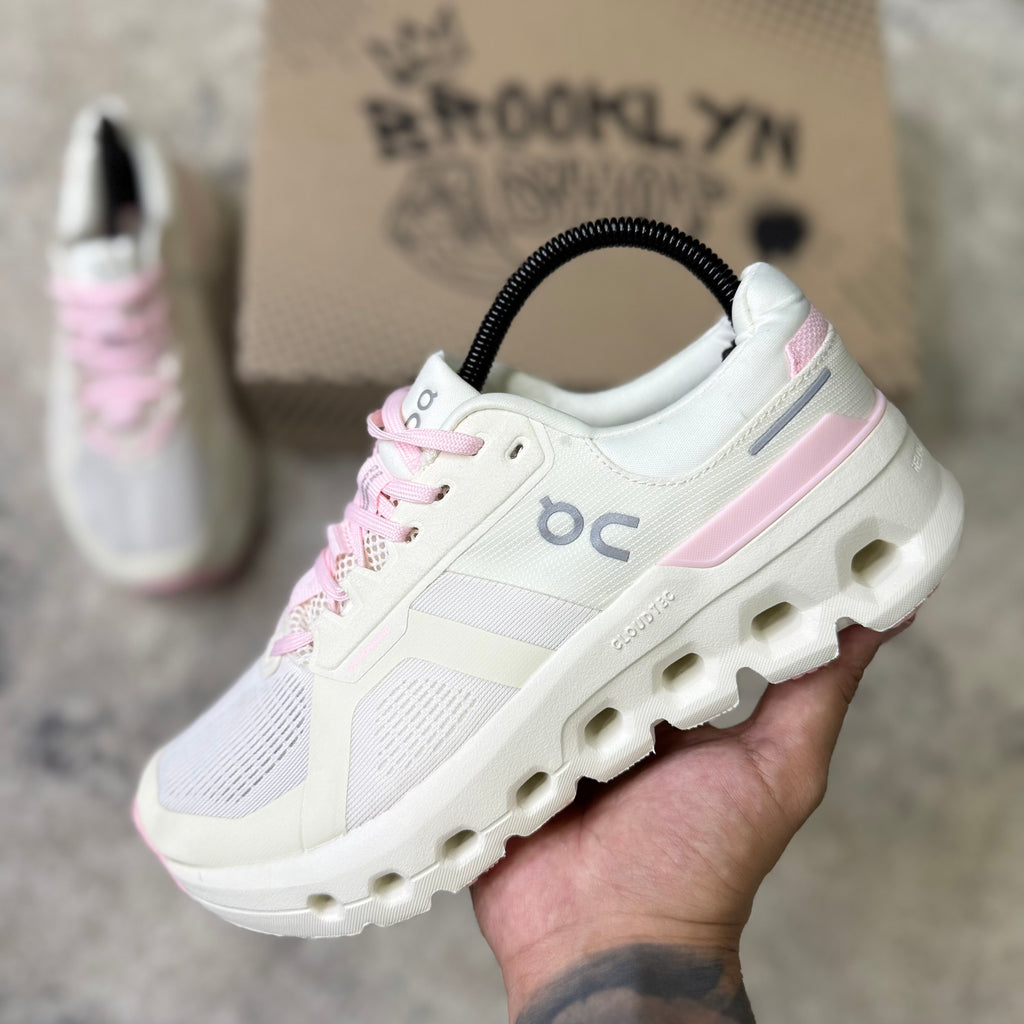 ON CLOUDRUNNER - ROSA (AAA)