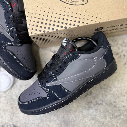 JORDAN 1 LOW - TRAVIS SCOTT