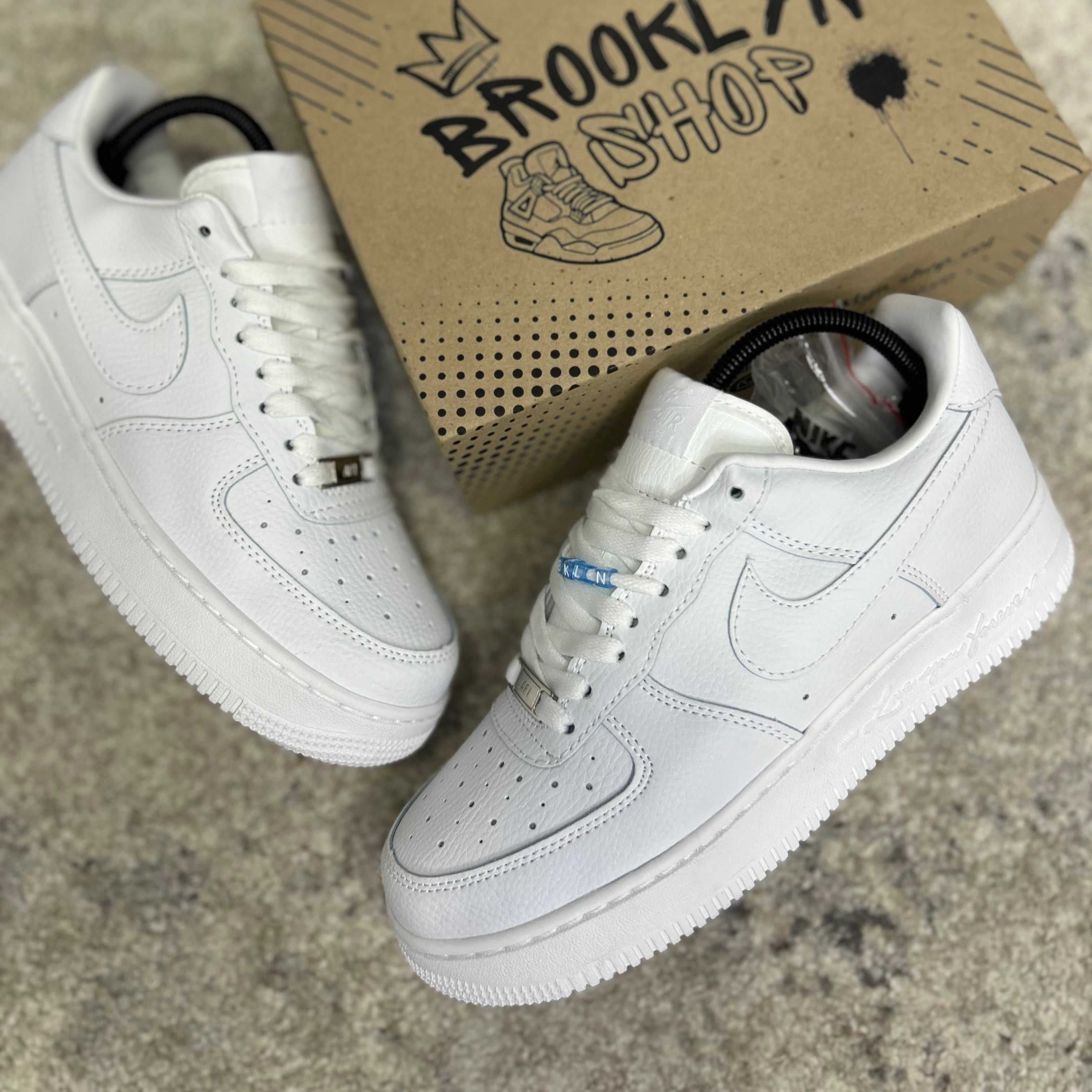 NIKE AIR FORCE 1 x DRAKE NOCTA