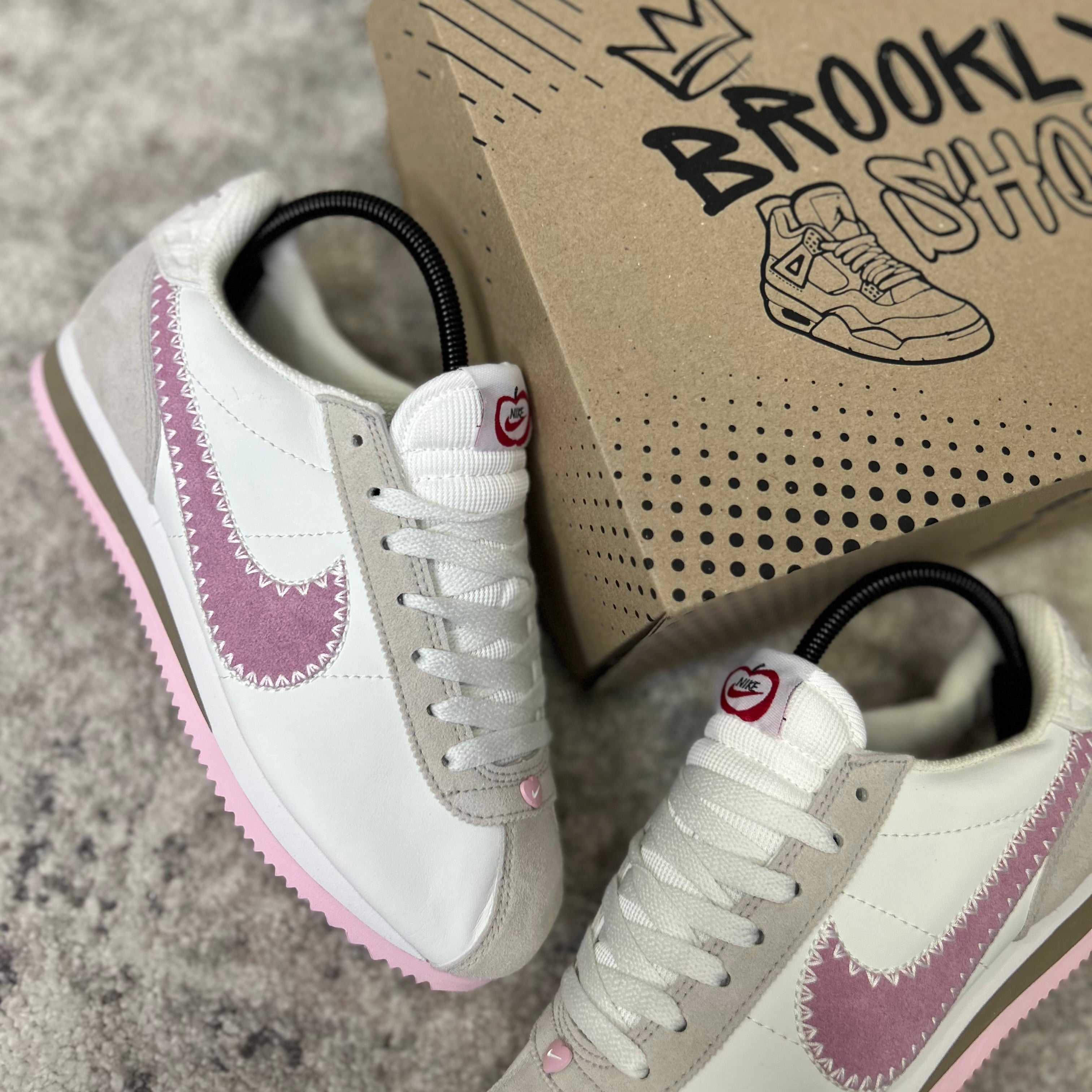 NIKE CORTEZ - Valentine's Day (AAA)
