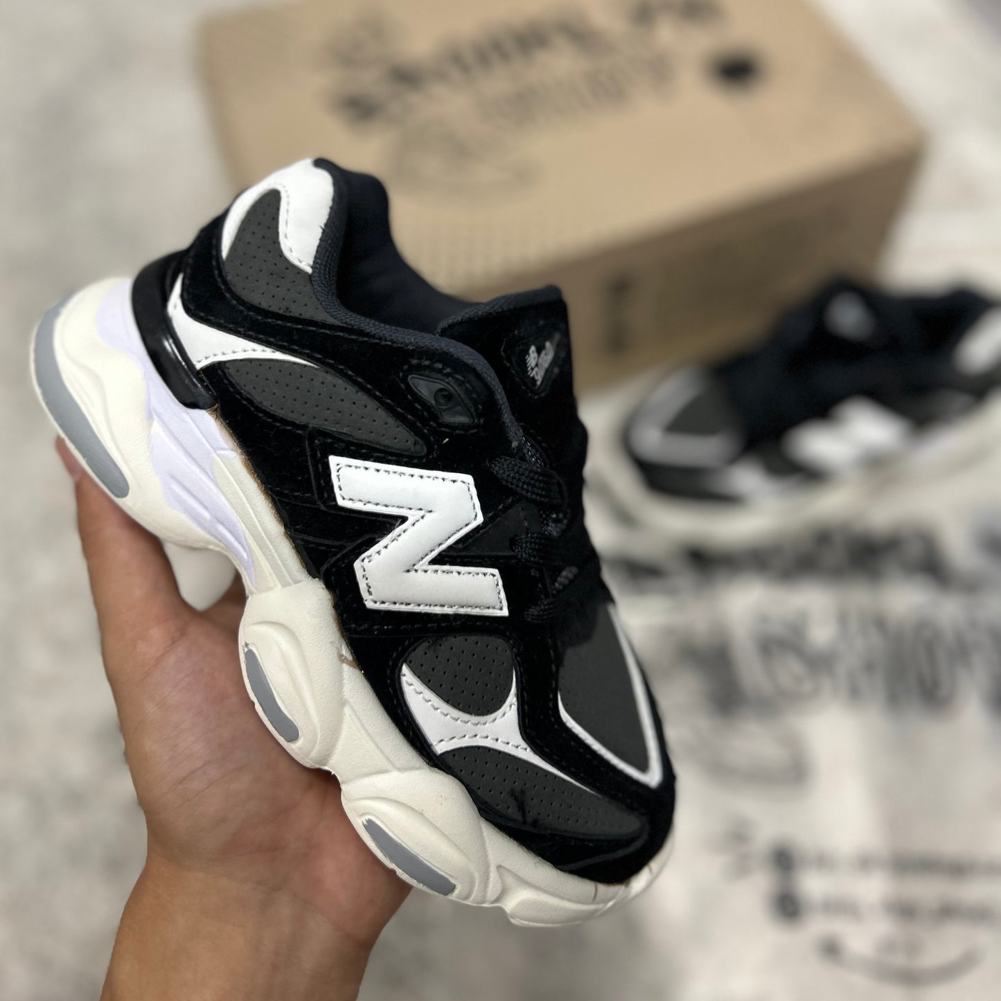 NEW BALANCE 9060 - (AAA)