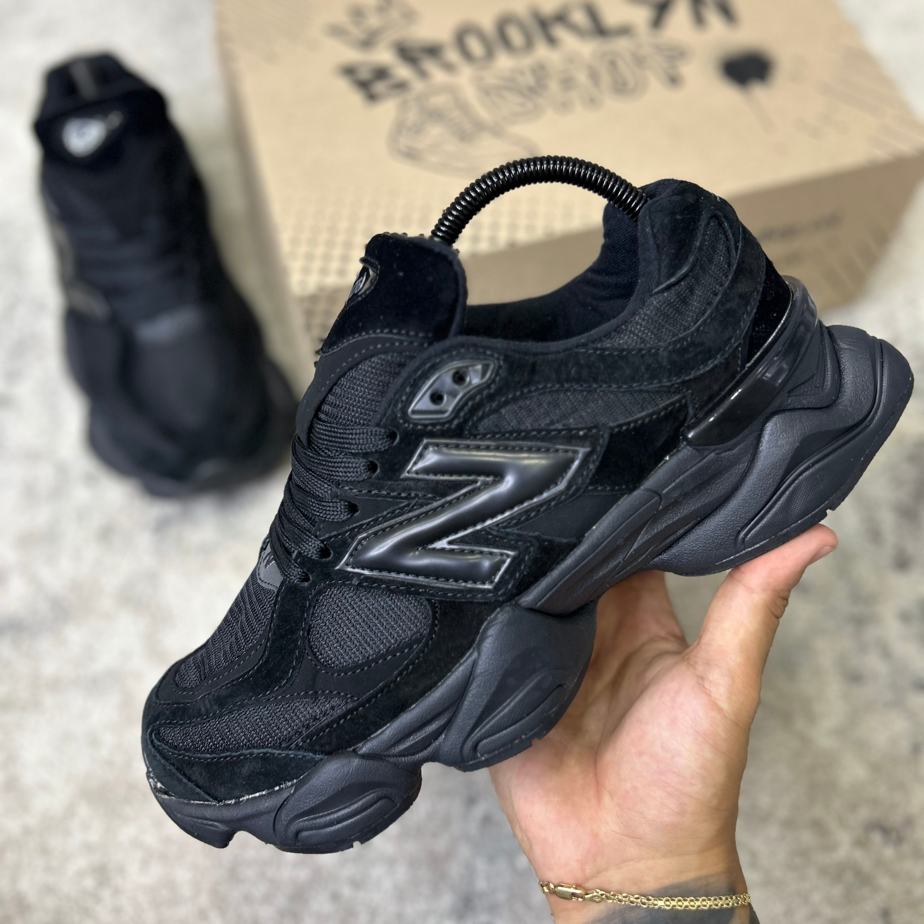 NEW BALANCE 9060 - NEGRO (AAA)