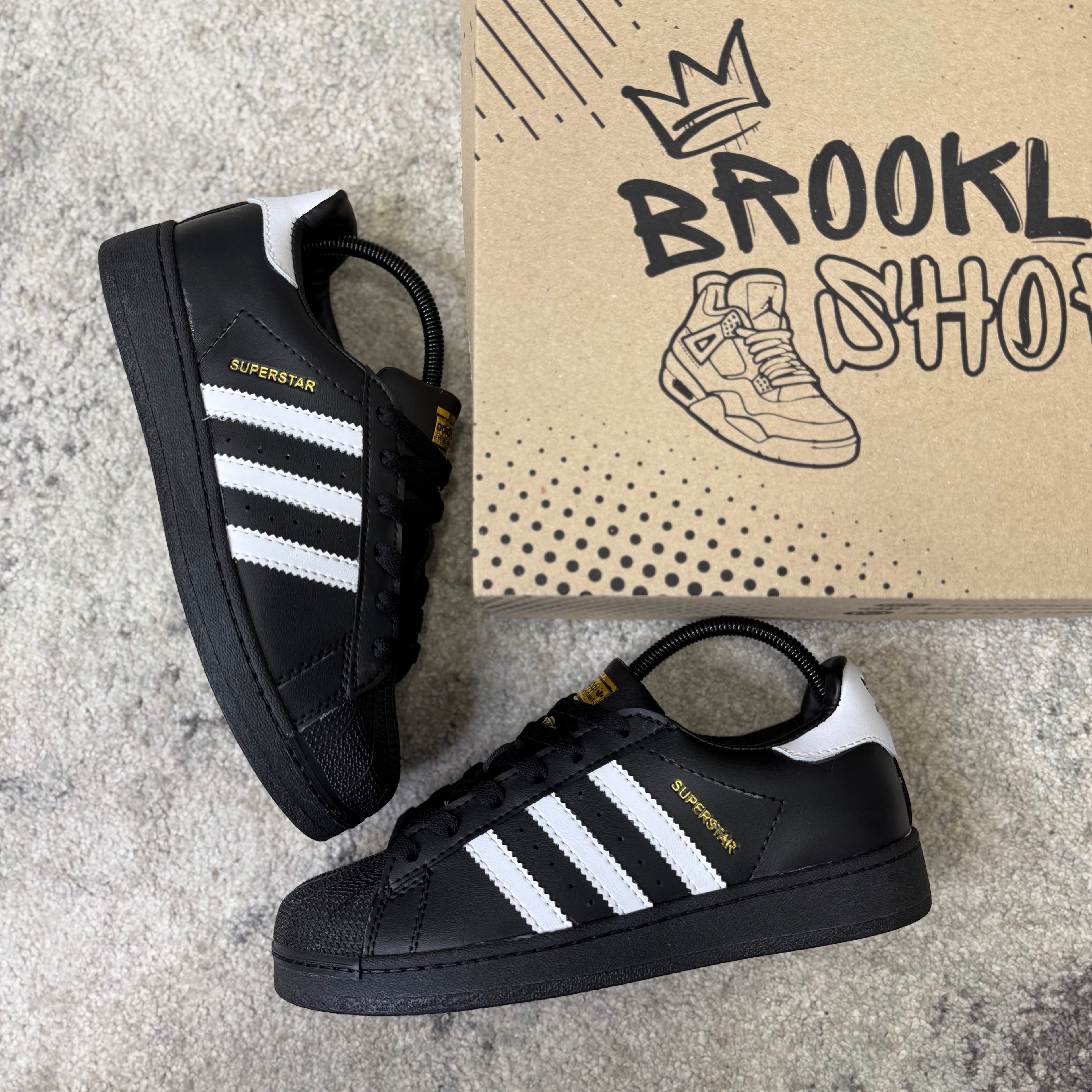 ADIDAS SUPERSTAR