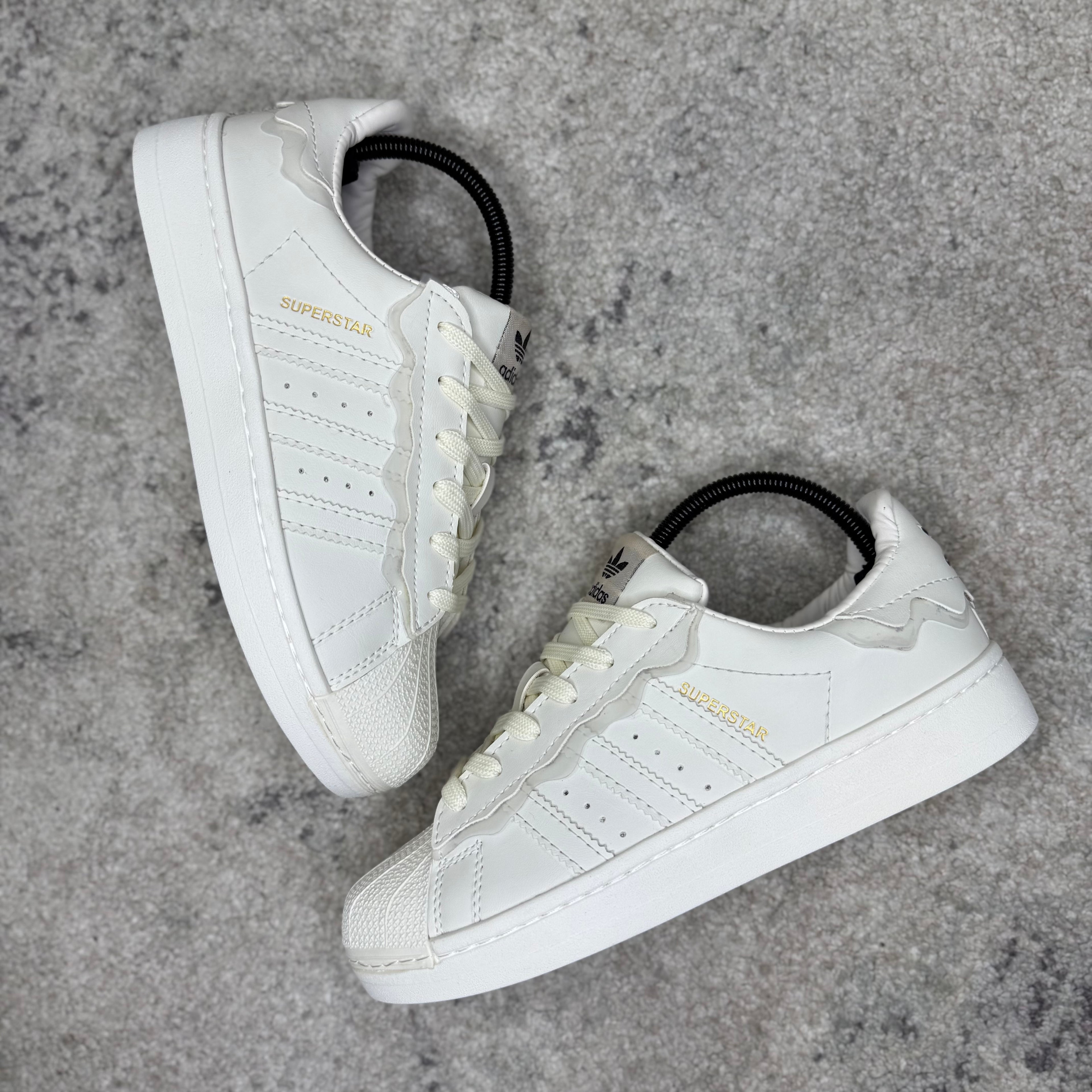 ADIDAS SUPERSTAR