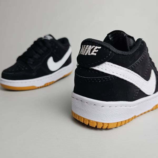 NIKE SB DUNK