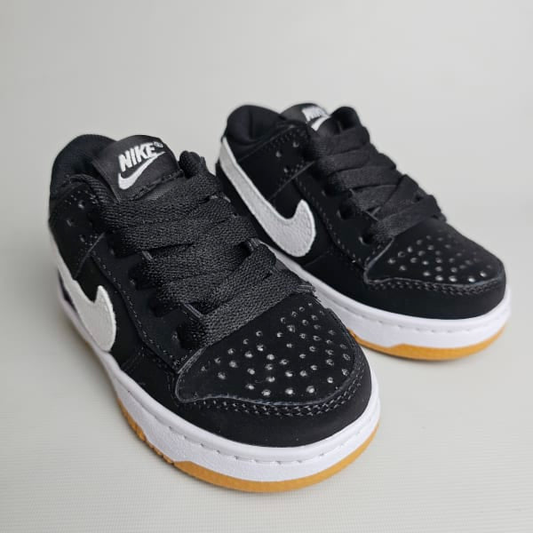 NIKE SB DUNK