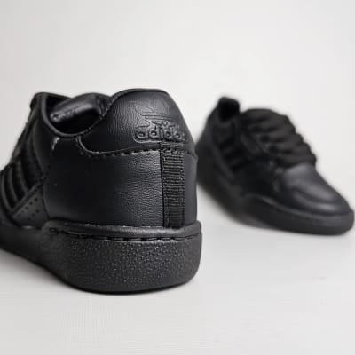ADIDAS CONTINENTAL