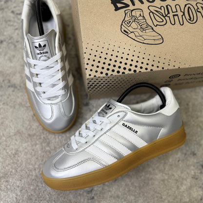 ADIDAS GAZELLE - PLATINO