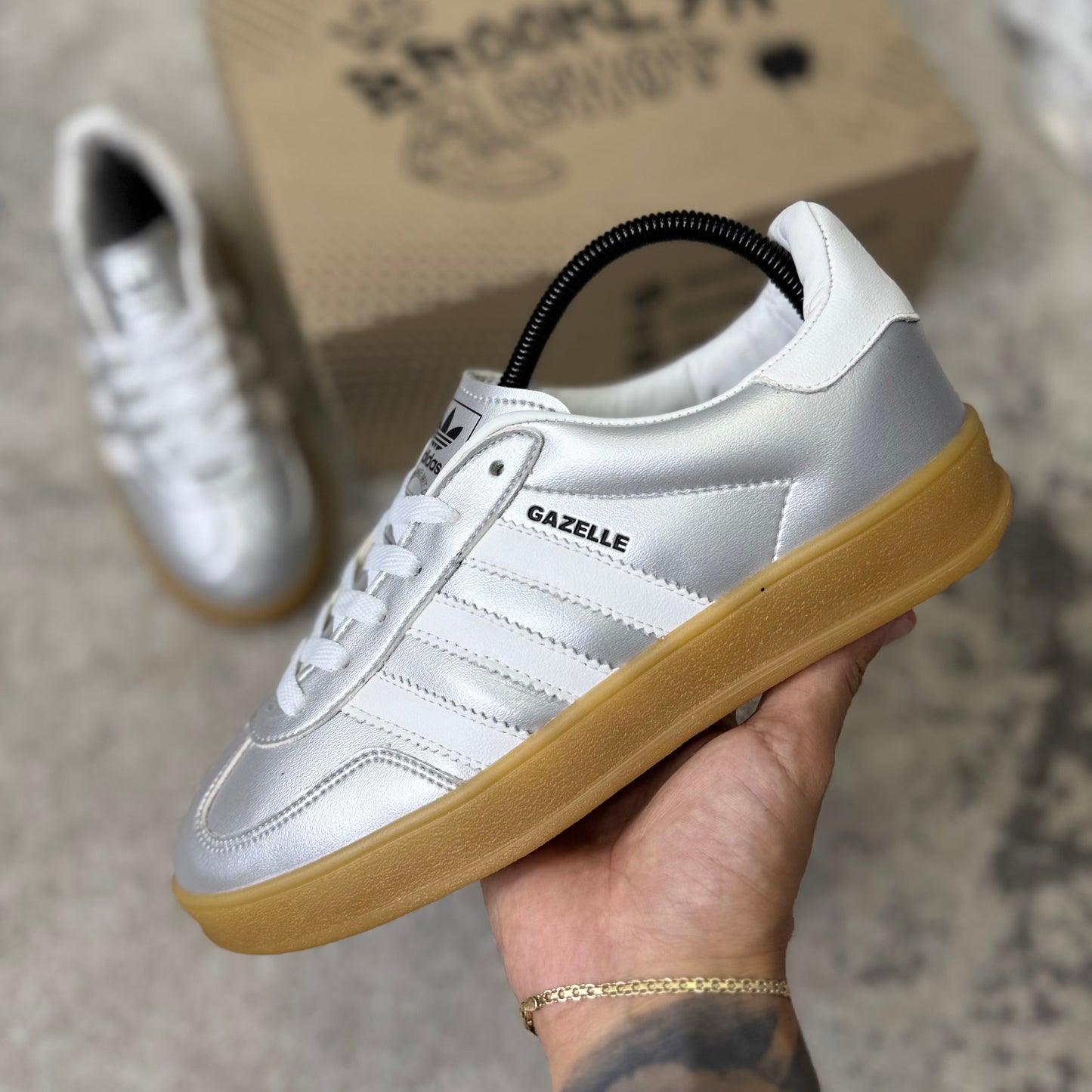 ADIDAS GAZELLE - PLATINO