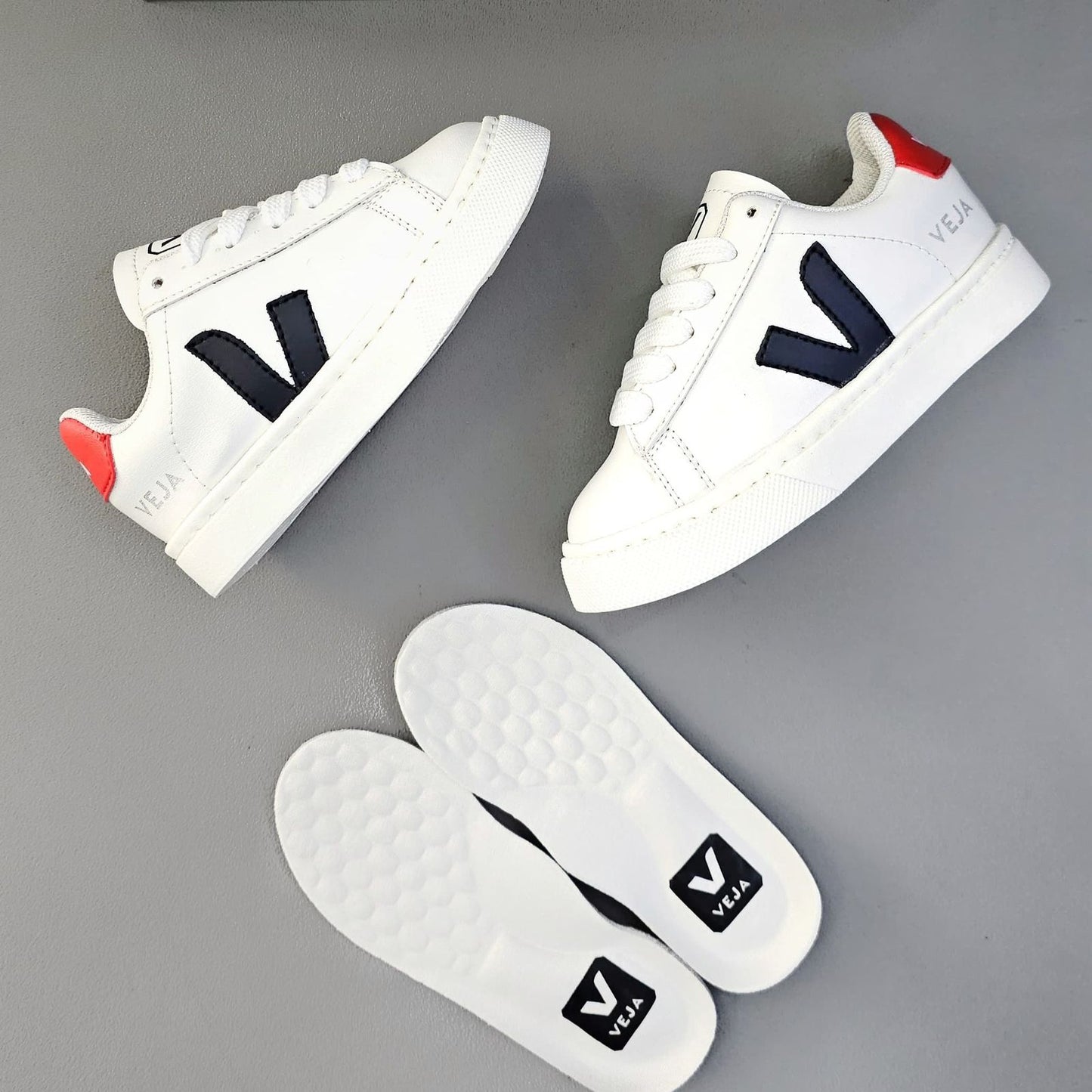 VEJA CLASIC