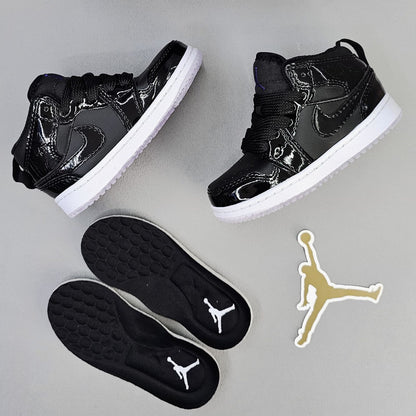 BOTA JORDAN RETRO 1