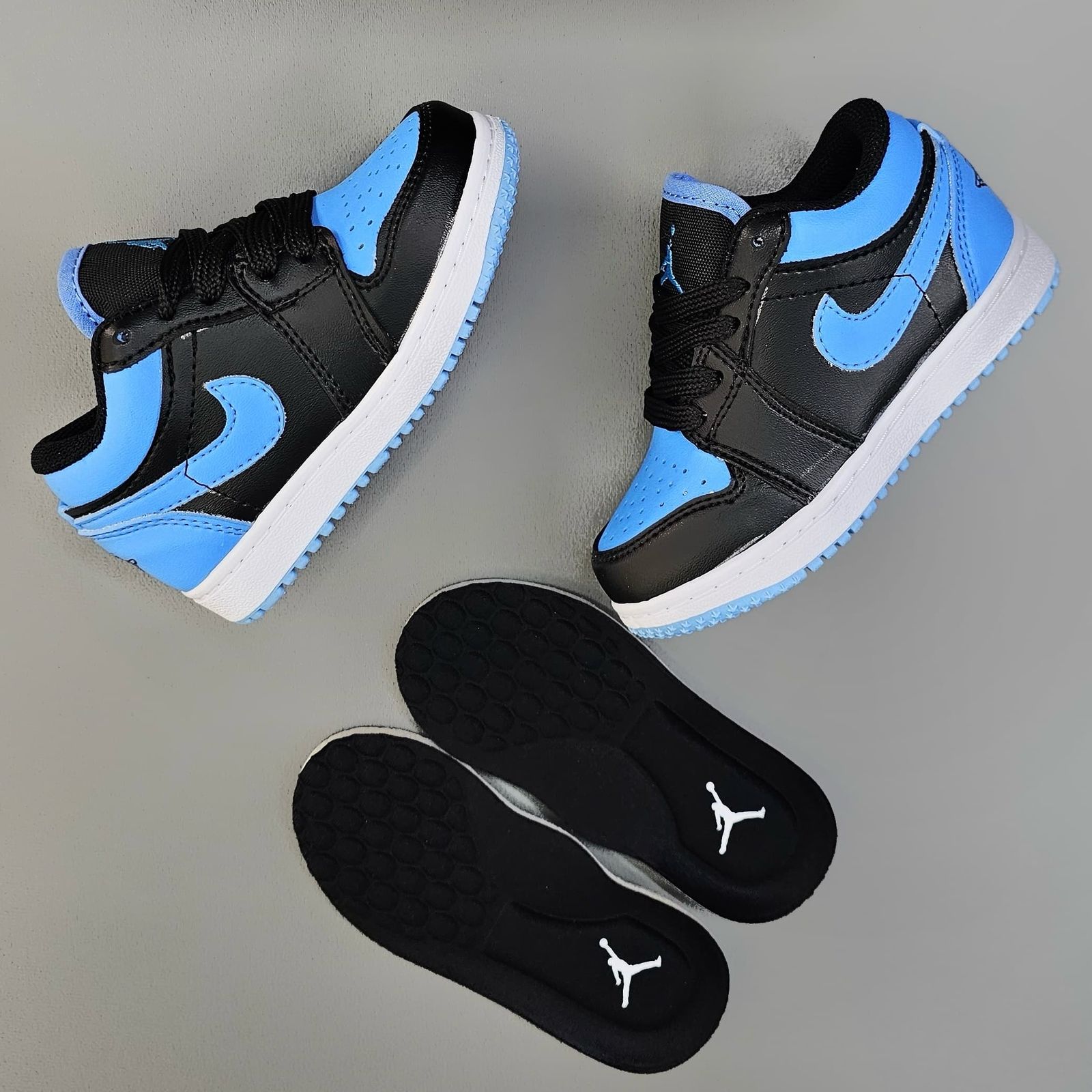 JORDAN RETRO 1 LOW