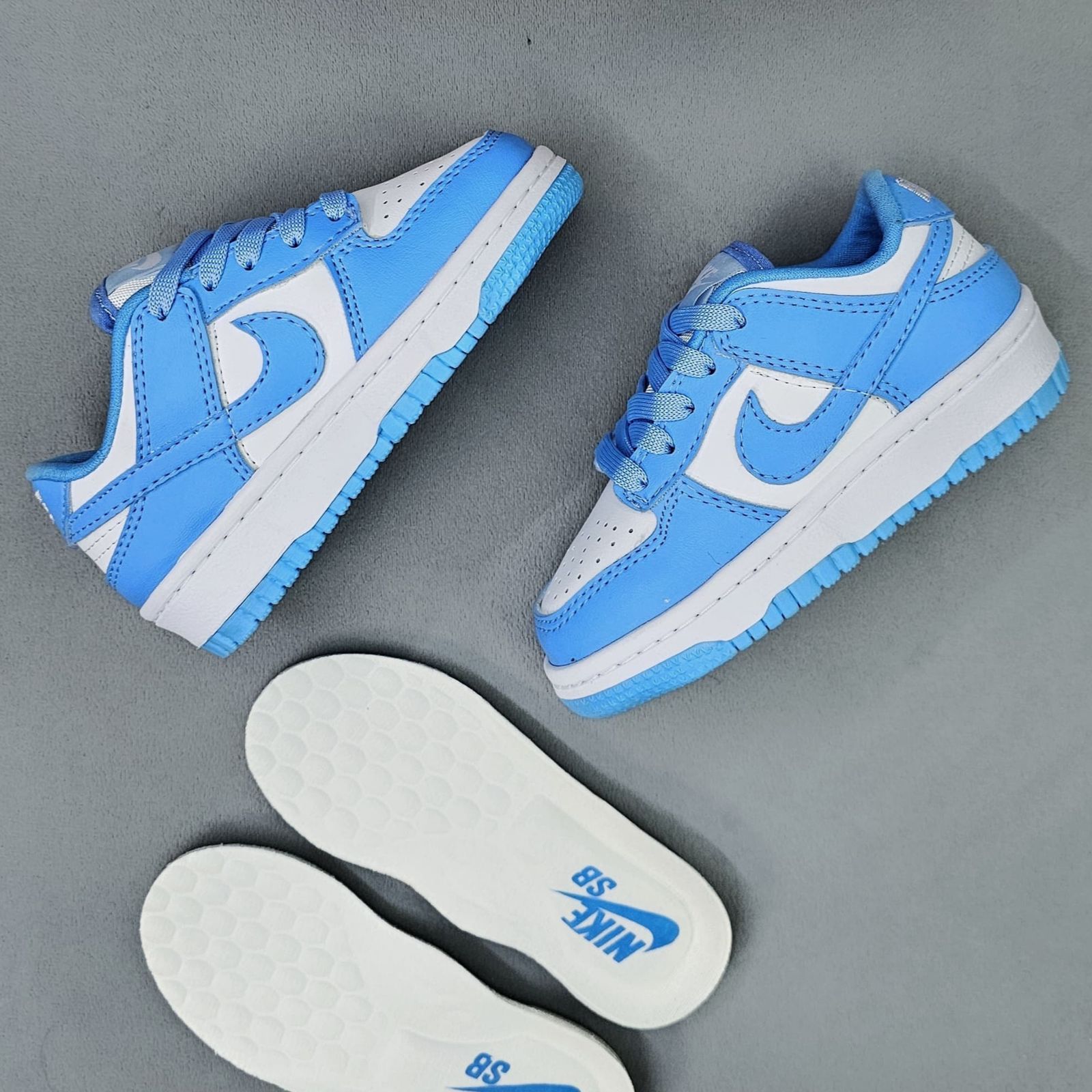 NIKE SB DUNK