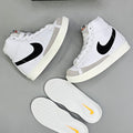 NIKE BLAZER