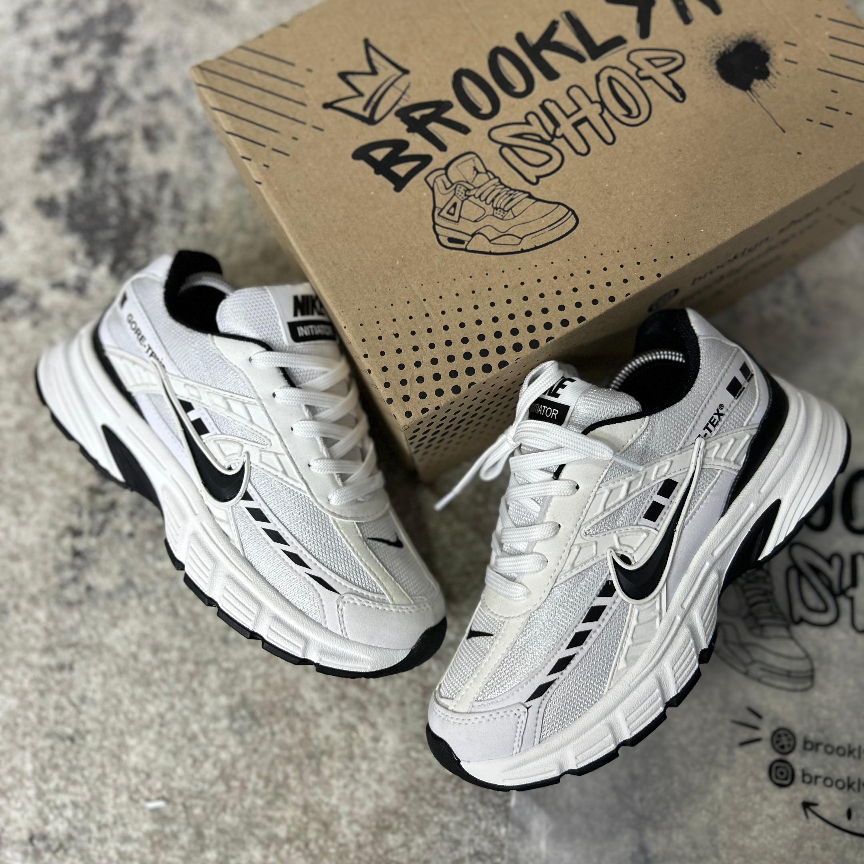 NIKE INTIANATOR - ADULTOS