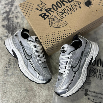 NIKE INTIANATOR - ADULTOS