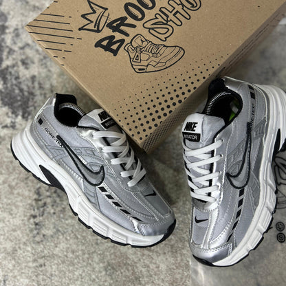 NIKE INTIANATOR - ADULTOS