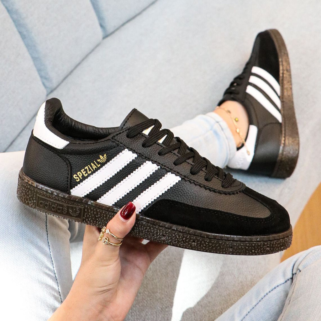 ADIDAS SPEZIAL