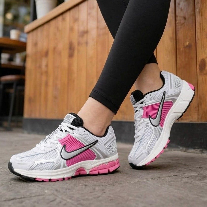 NIKE VOMERO 5 - ADULTOS