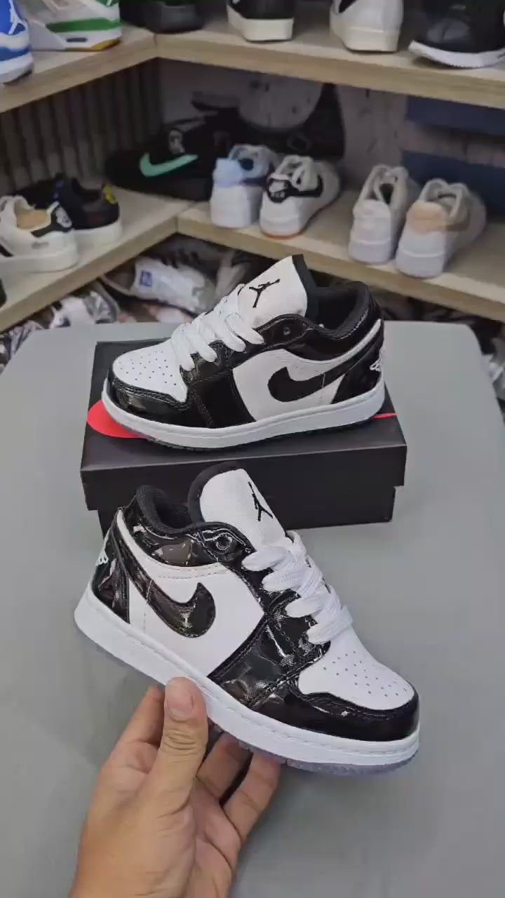 JORDAN RETRO 1 LOW