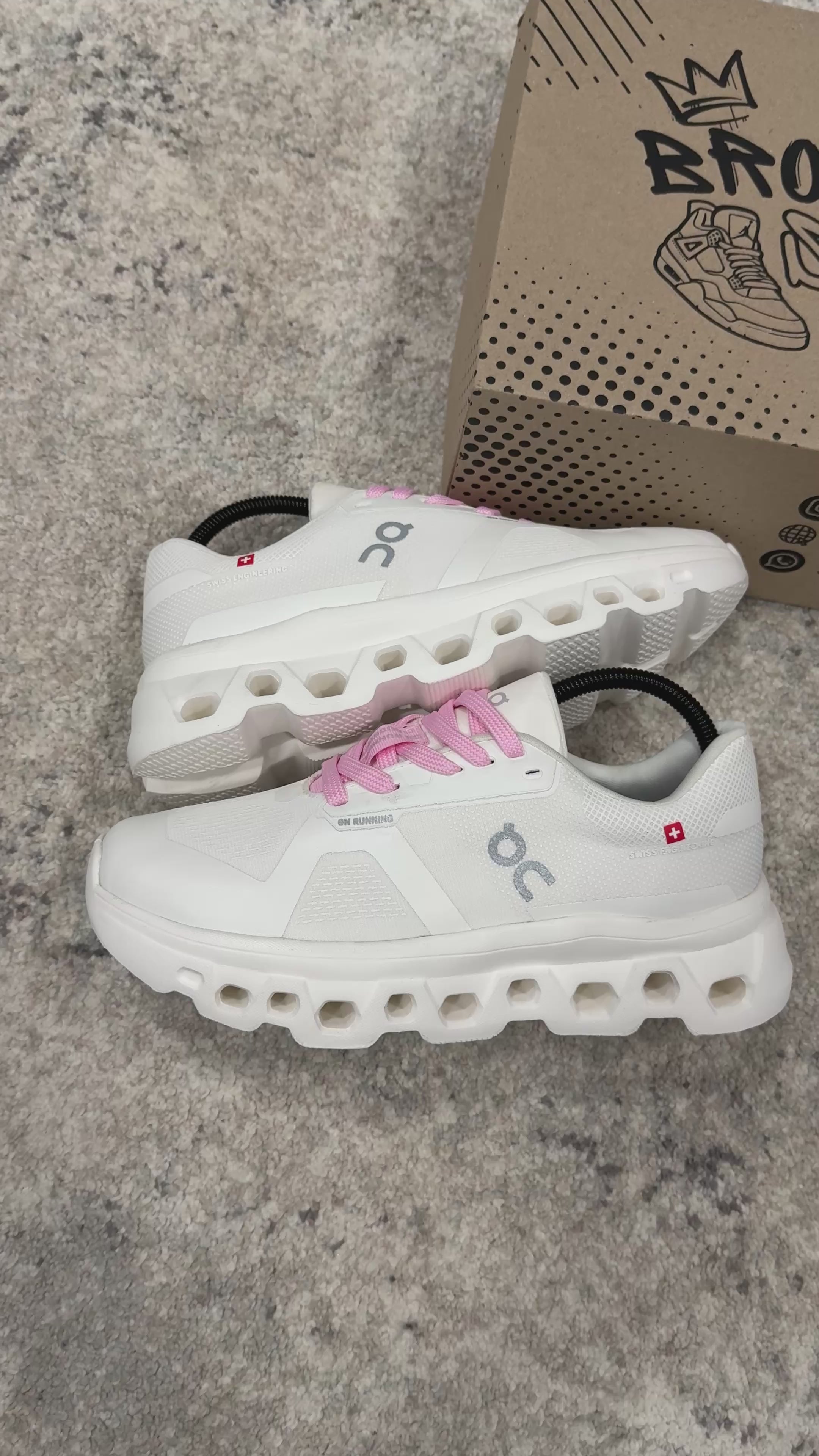 ON CLOUDRUNNER 2 - EVA