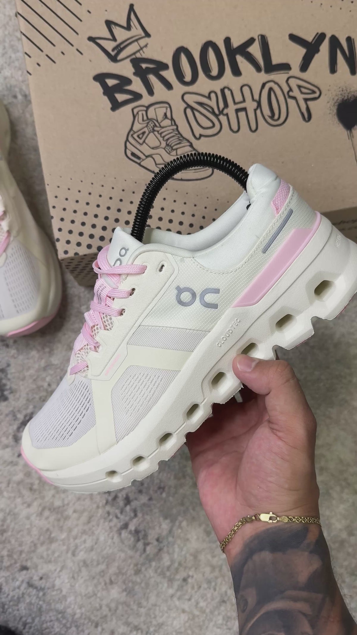ON CLOUDRUNNER - ROSA (AAA)
